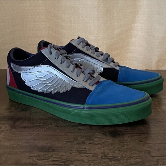 Vans x Marvel Old Skool Avengers Shoe Womens Sz 11 Leather Sneaker - Picture 7 of 10